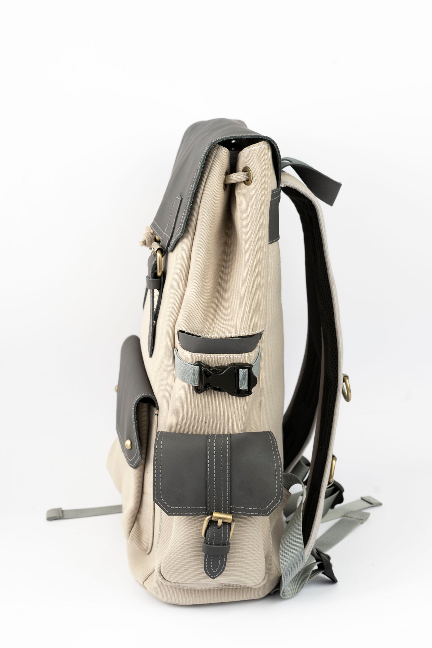 Daily Vintage Backpack ''100% Cotton canvas & Cow leather'' – White