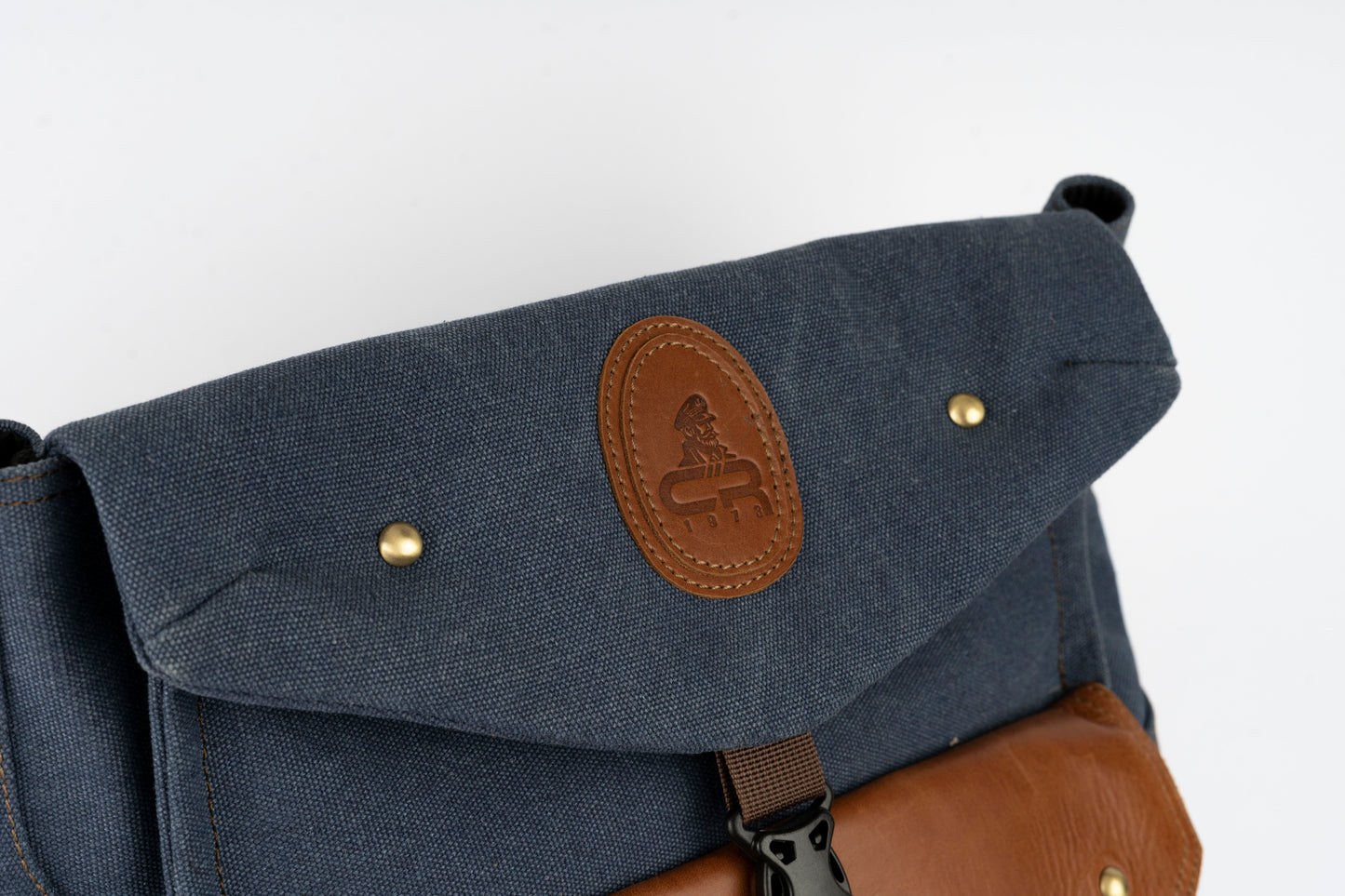 Captain Rabeh Waxed Canvas Travel Backpack - Havana Navy