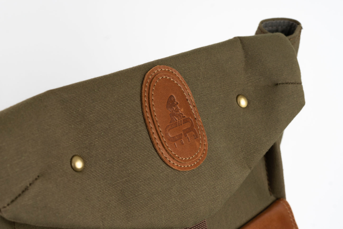 Captain Rabeh Waxed Canvas Travel Backpack -Vintage Brown